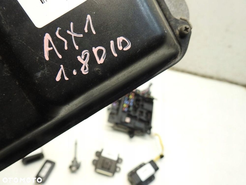ZESTAW STARTOWY MITSUBISHI ASX 1.8 DI-D 1860B422 8637A643 8637A633 - 2