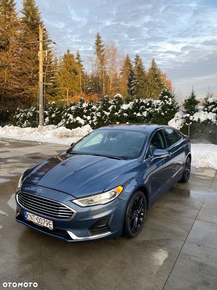 Ford Fusion - 1