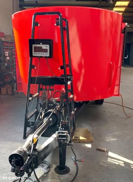 Wóz paszowy STRAUTMANN, METALTECH, SANO, EUROMILK, Trioliet - 18