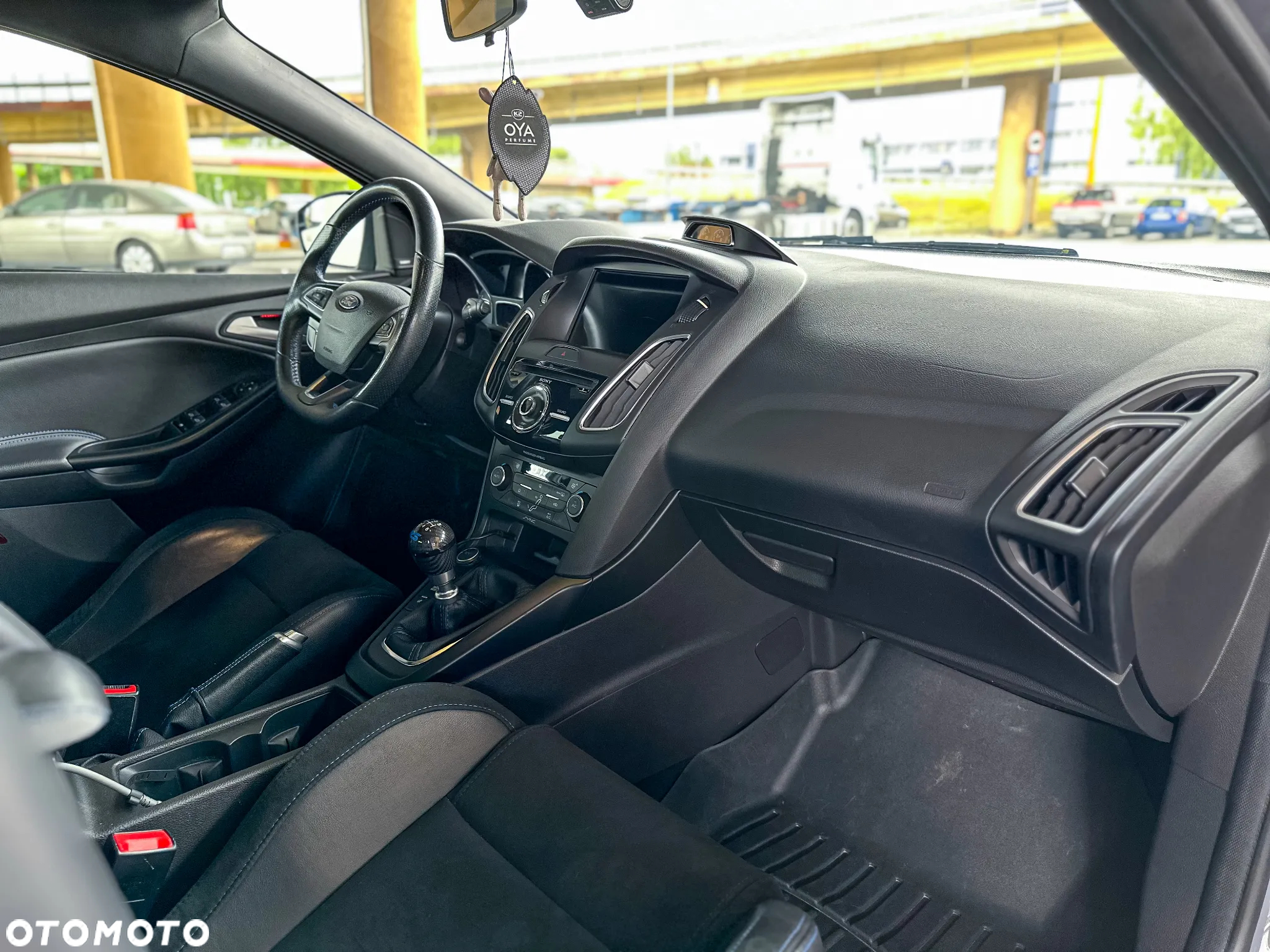 Ford Focus 2.3 EcoBoost RS - 25