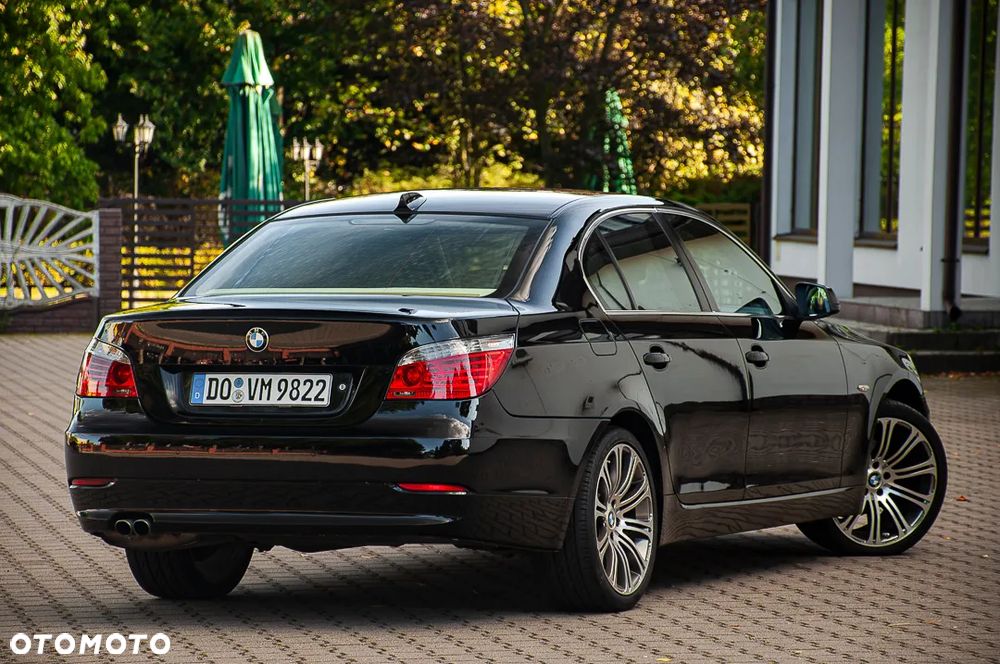 BMW Seria 5 525d - 18
