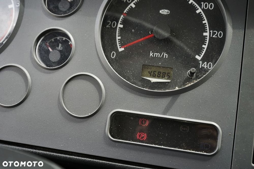 Nissan ATLEON - 28