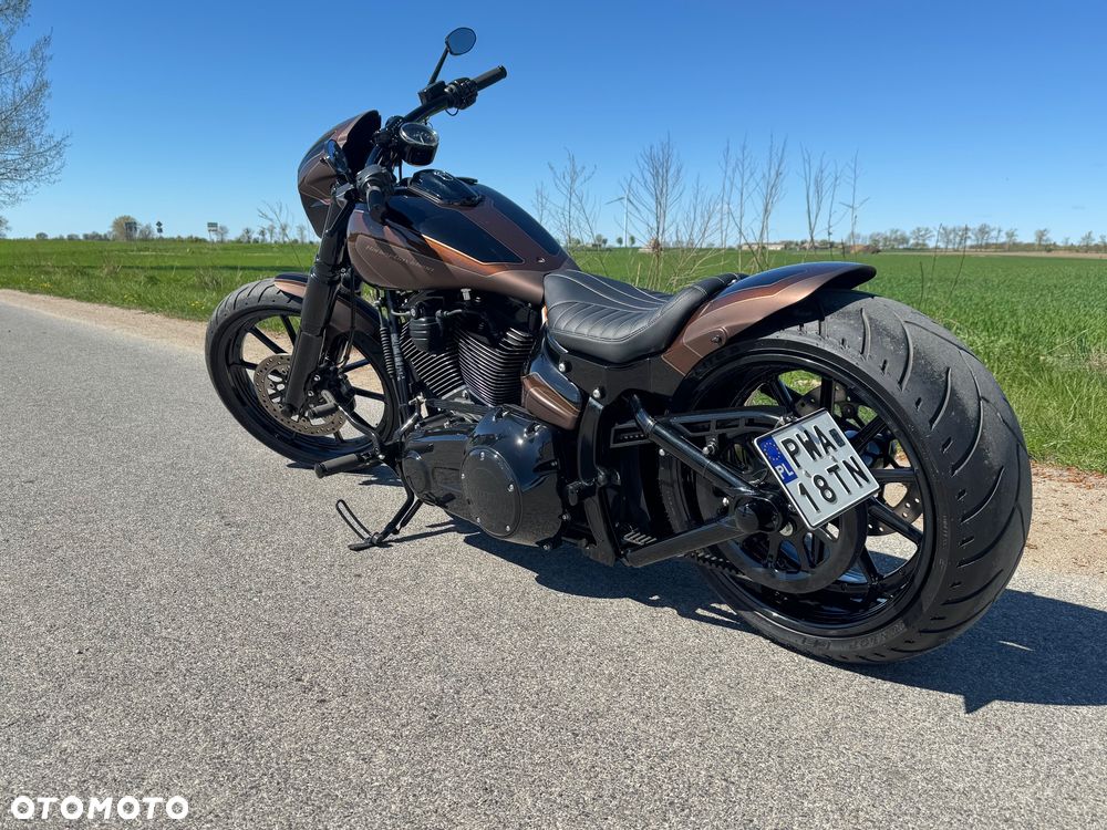 Harley-Davidson FXSB Breakout - 8