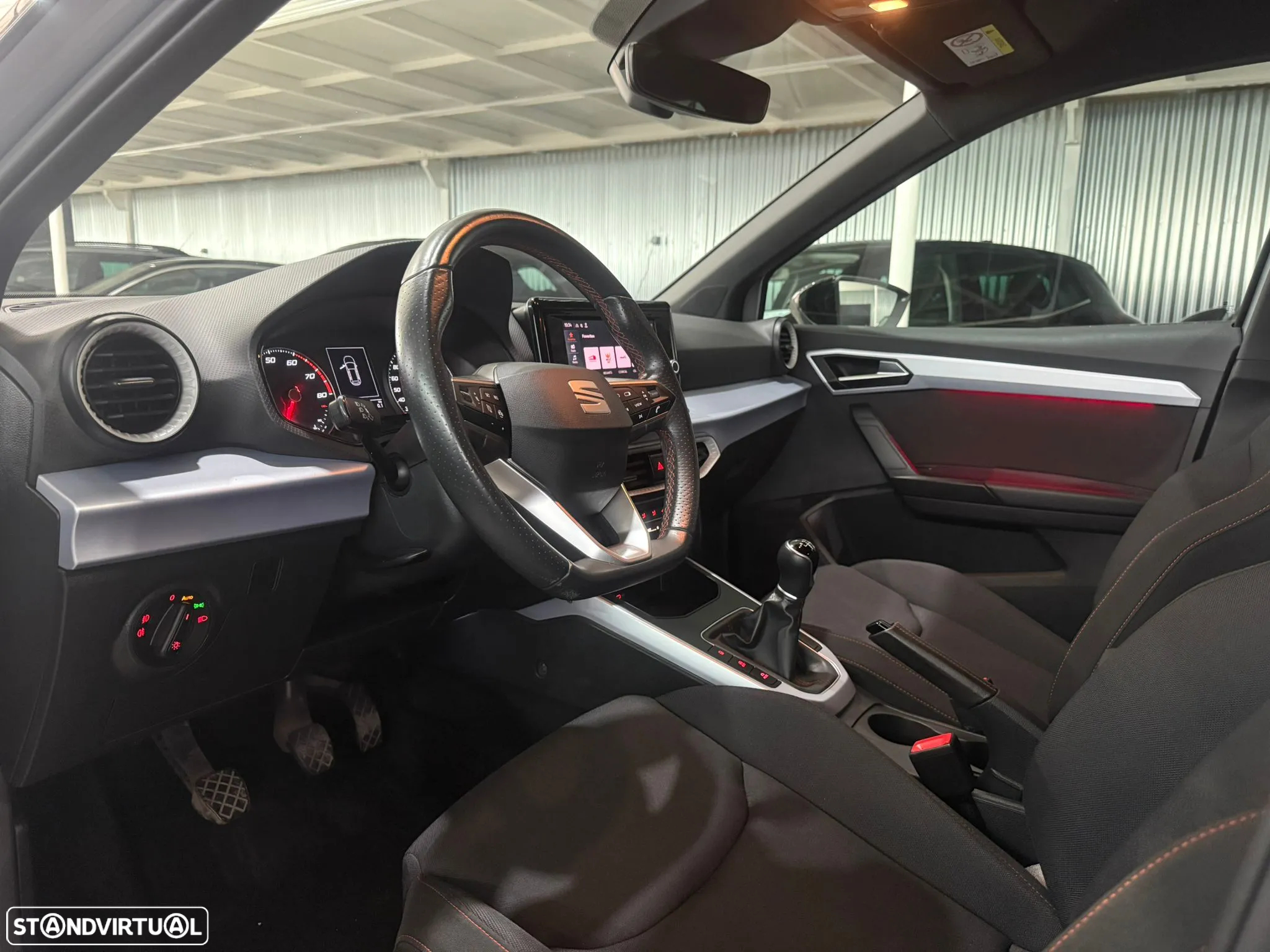 SEAT Arona 1.0 TSI FR - 19
