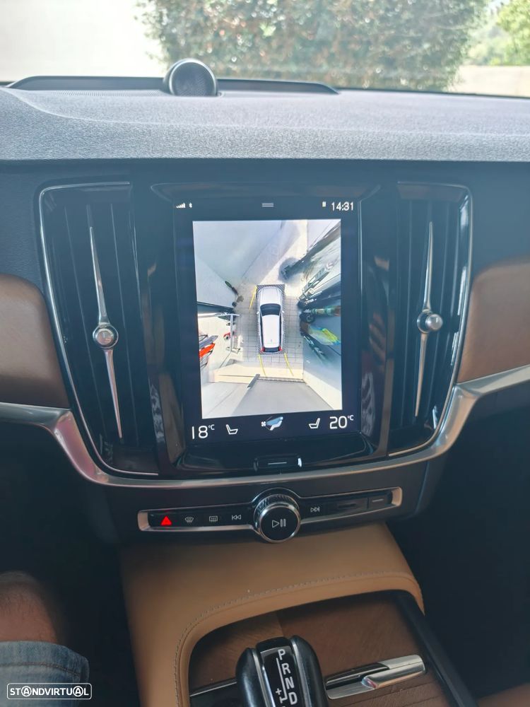 Volvo V90 2.0 D5 Inscription AWD Geartronic - 17