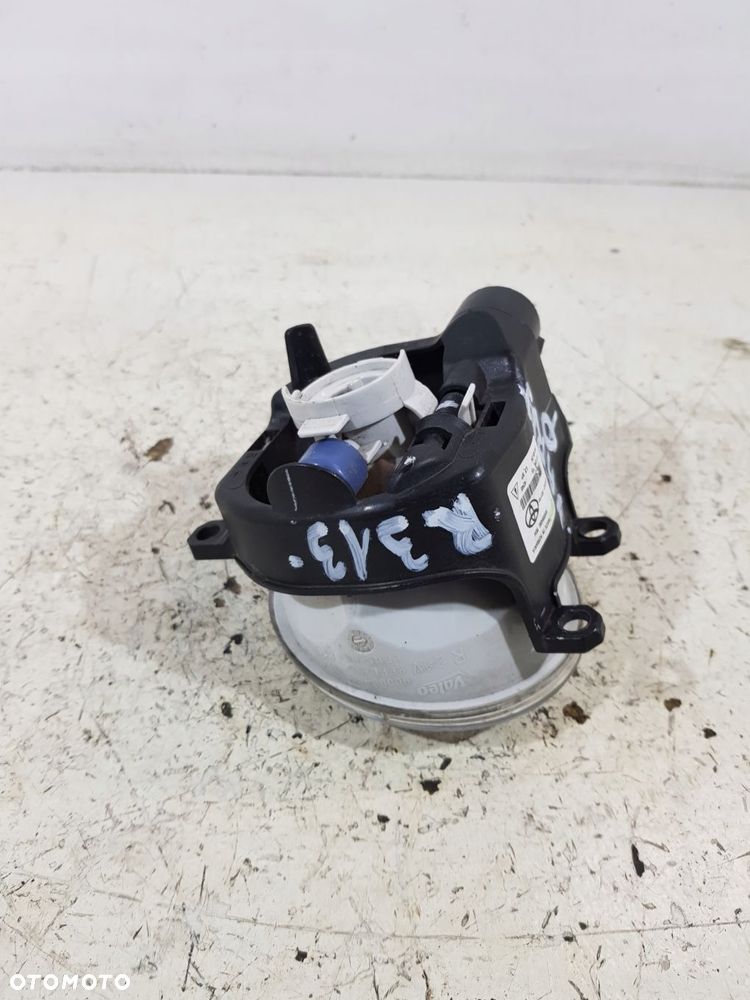 halogen prawy przód 90008490 toyota yaris iii auris ii aygo - 7