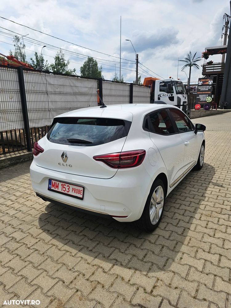 Renault Clio - 14