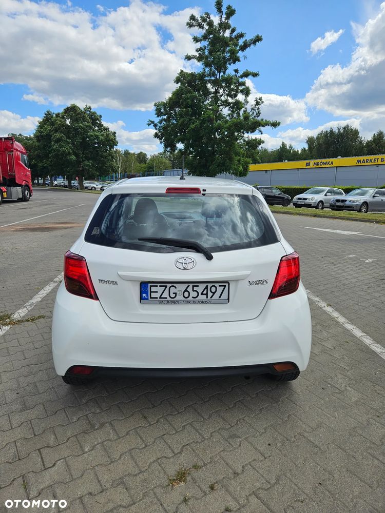 Toyota Yaris - 5