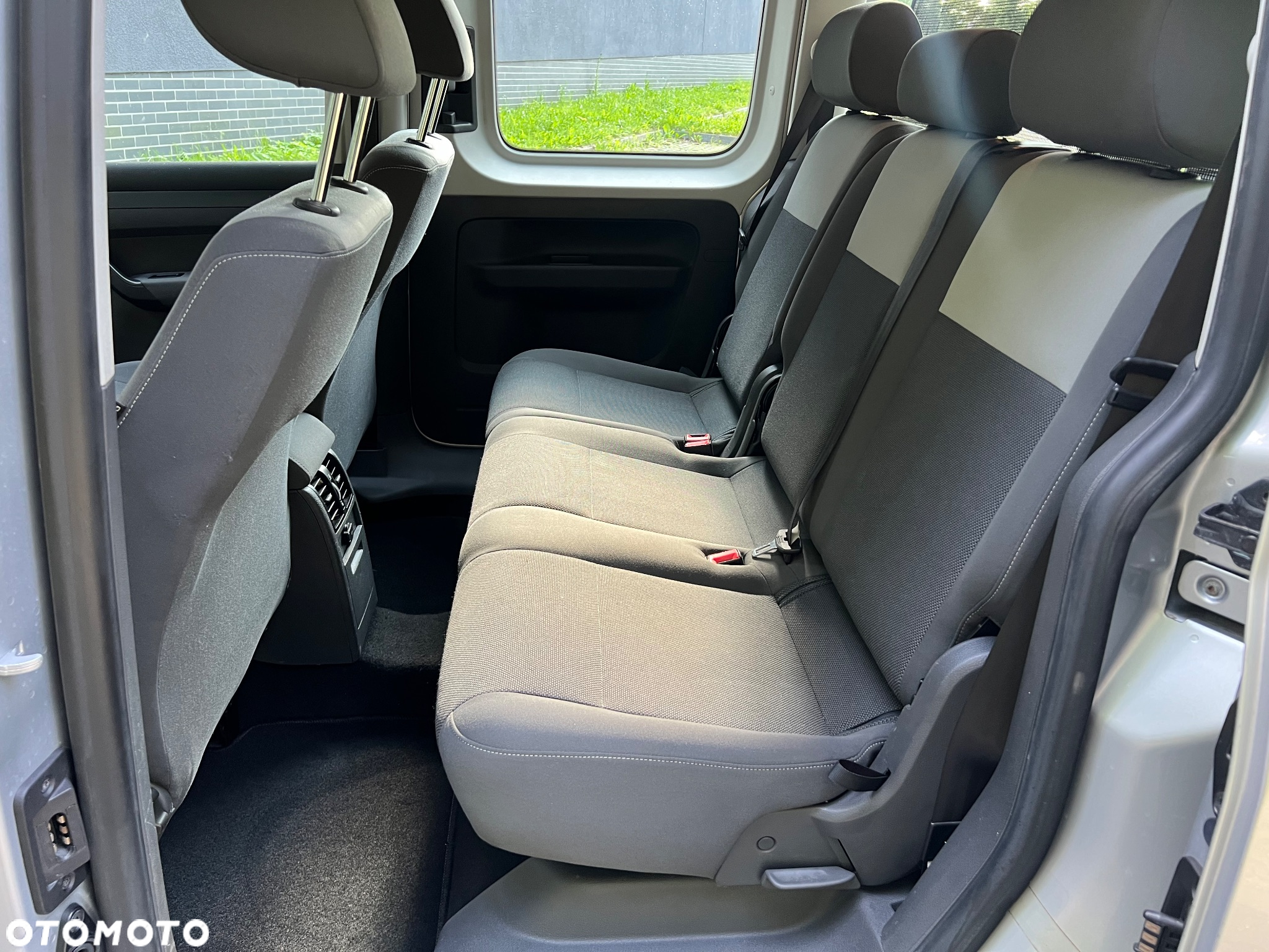 Volkswagen Caddy 1.6 TDI Comfortline - 25