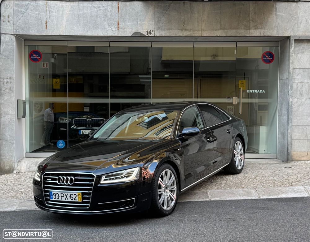 Audi A8 4.2 TDi V8 quattro - 1