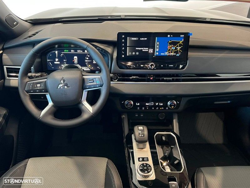 Mitsubishi Outlander 2.4 PHEV Sport Edition - 12