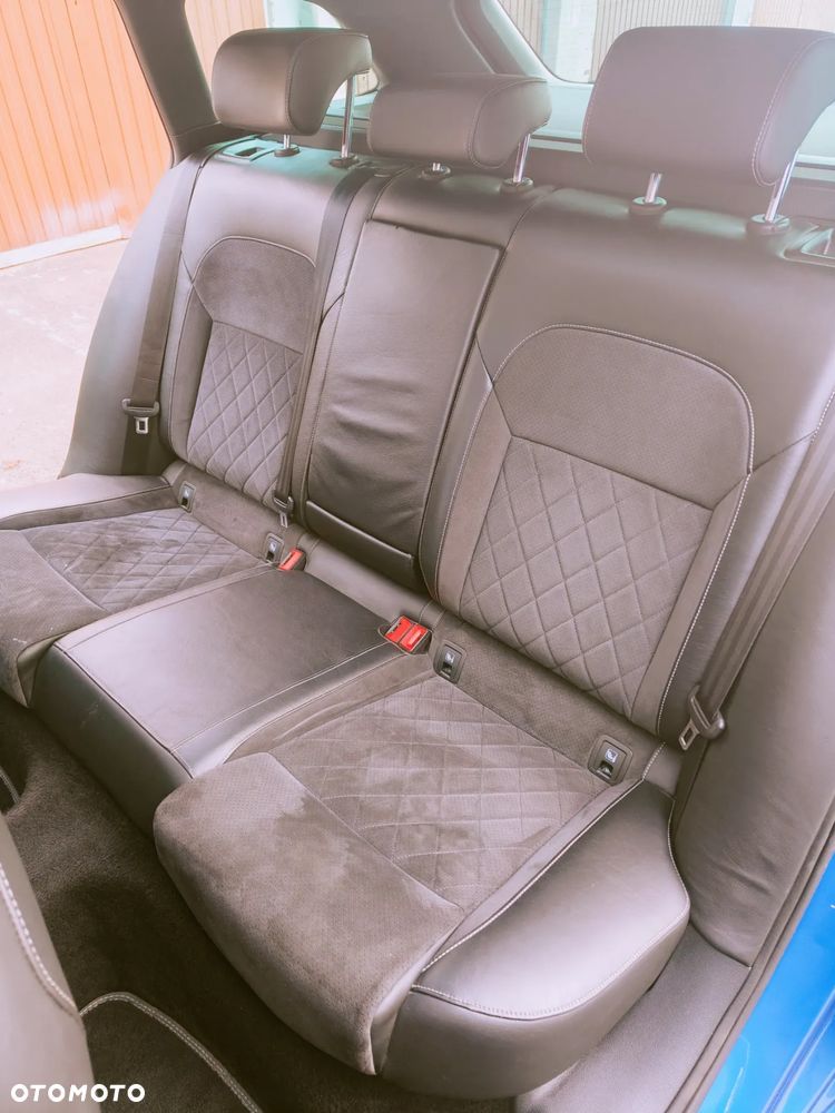 Skoda Superb 2.0 TDI SCR Sportline DSG - 25