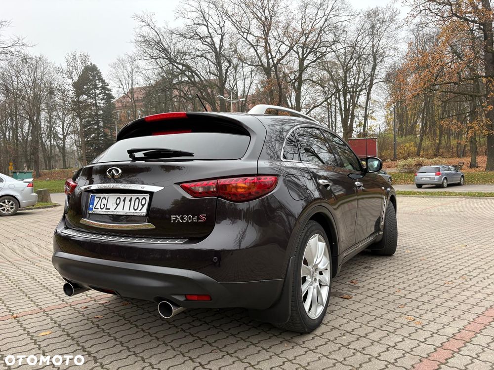 Infiniti FX FX30d S - 5
