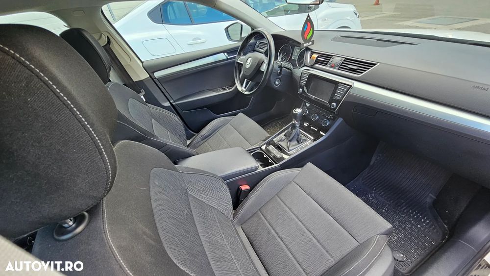 Skoda Superb 2.0 TDI Ambition - 5