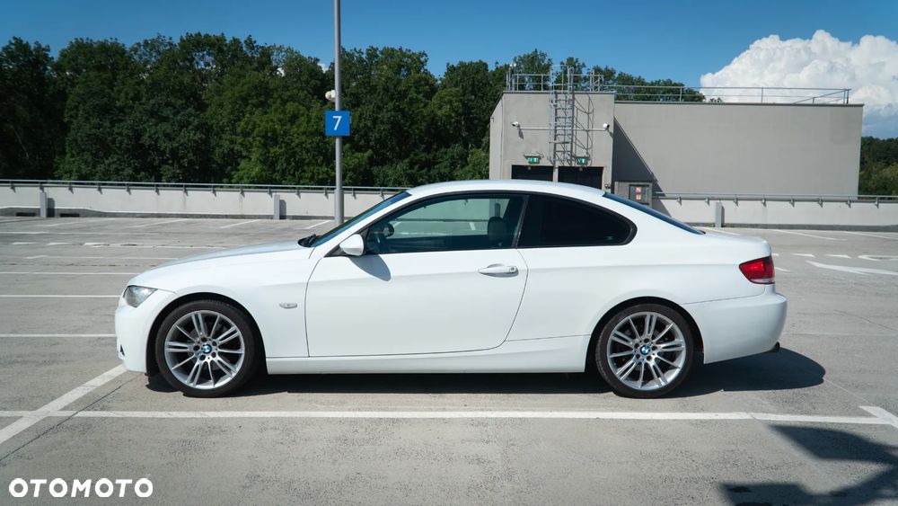 BMW Seria 3 320d - 8
