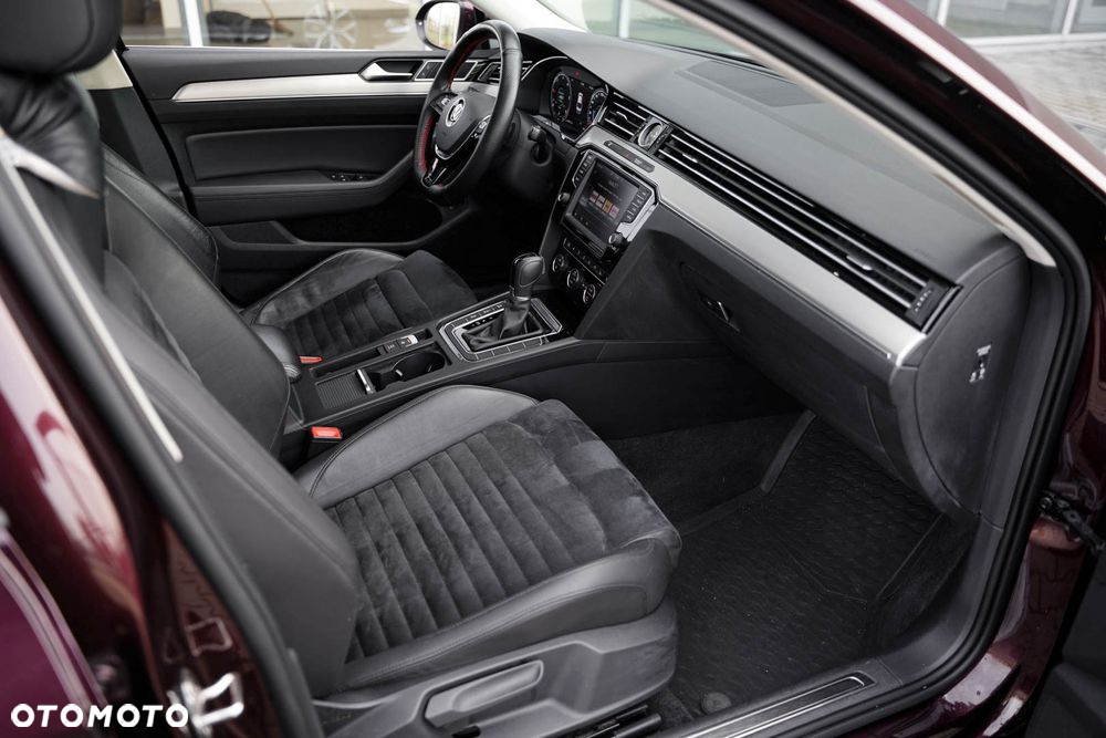 Volkswagen Passat 2.0 TDI BMT Highline DSG - 39