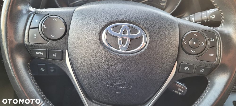 Toyota Auris 1.6 Premium Comfort - 14
