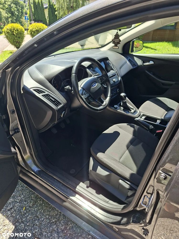Ford Focus - 13