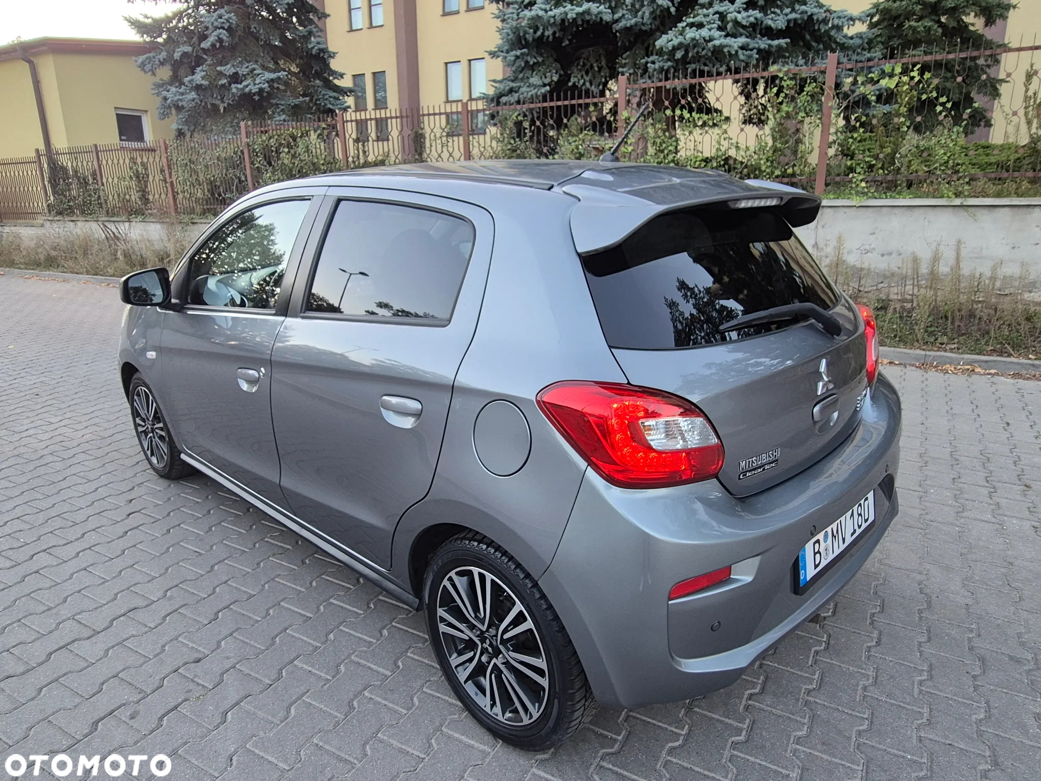 Mitsubishi Space Star 1.2 Clear Tec Color - 6