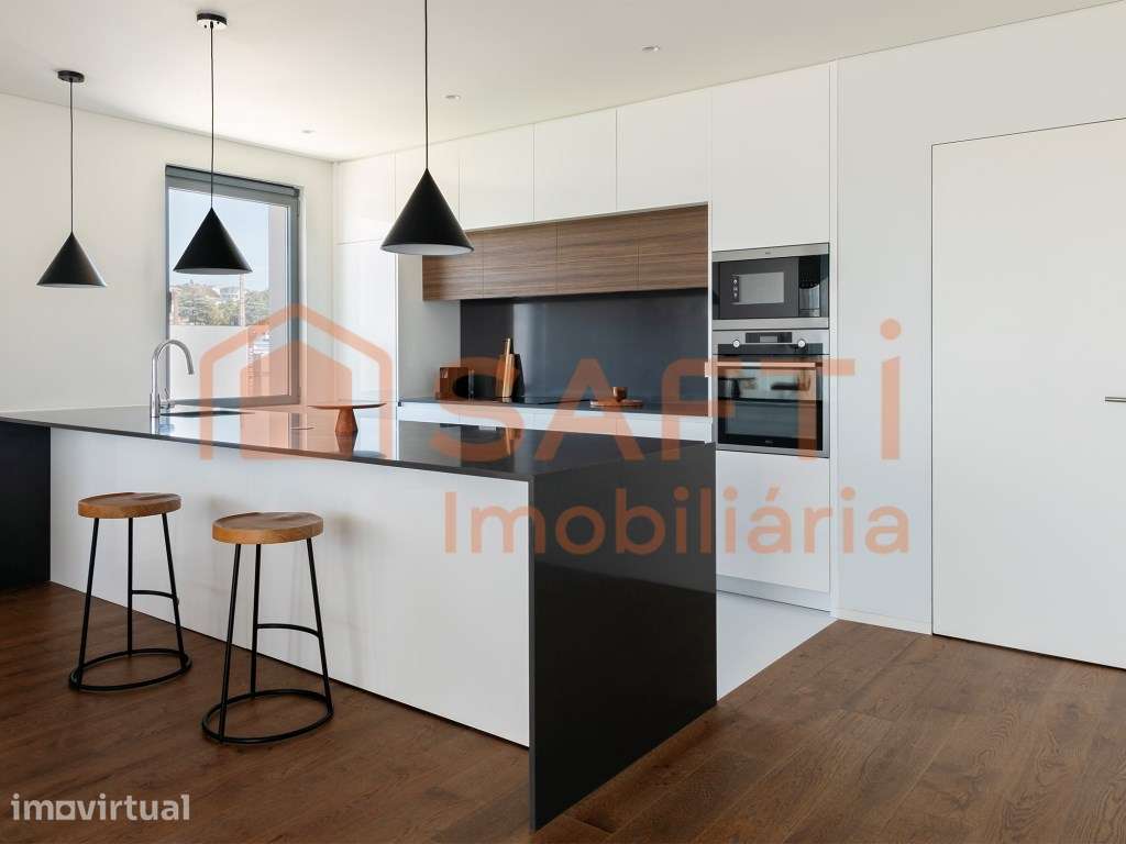 Apartamento Varandas Parque T3 Novo - Grande imagem: 2/9