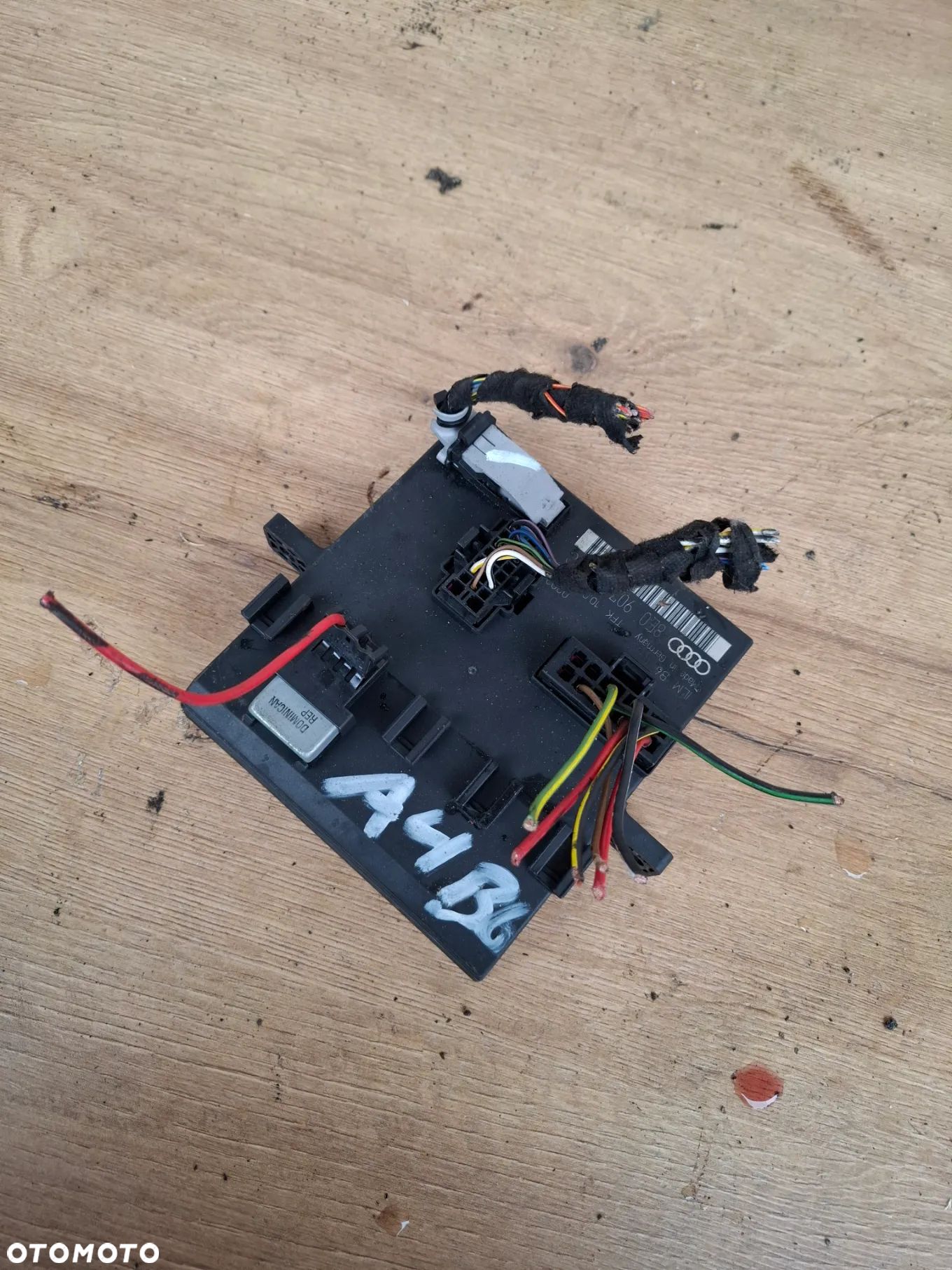 MODUŁ STEROWNIK KOMFORTU AUDI A4 B6 / B7 8E0907279C - 1