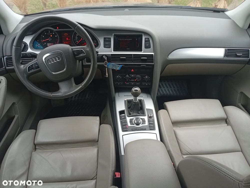 Audi A6 Avant - 4