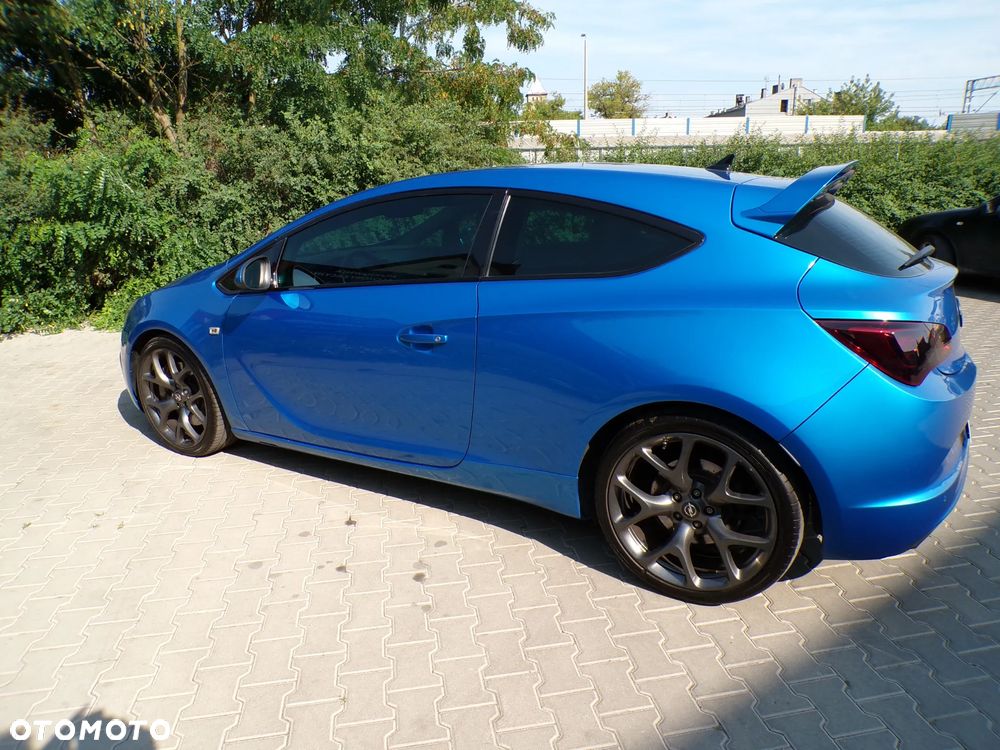 Opel Astra OPC - 3