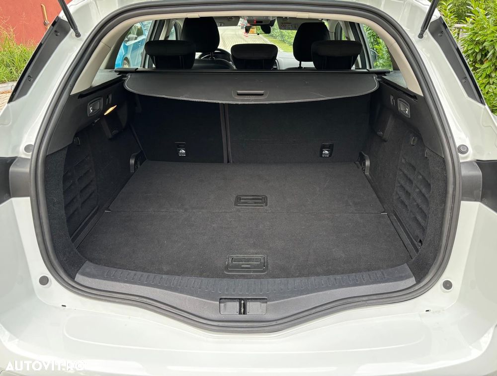 Renault Megane BLUE dCi EDC Zen - 7