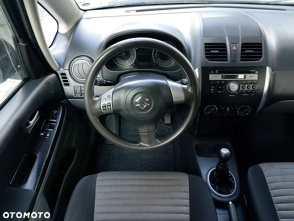 Suzuki SX4 1.6 VVT 4x2 City - 8