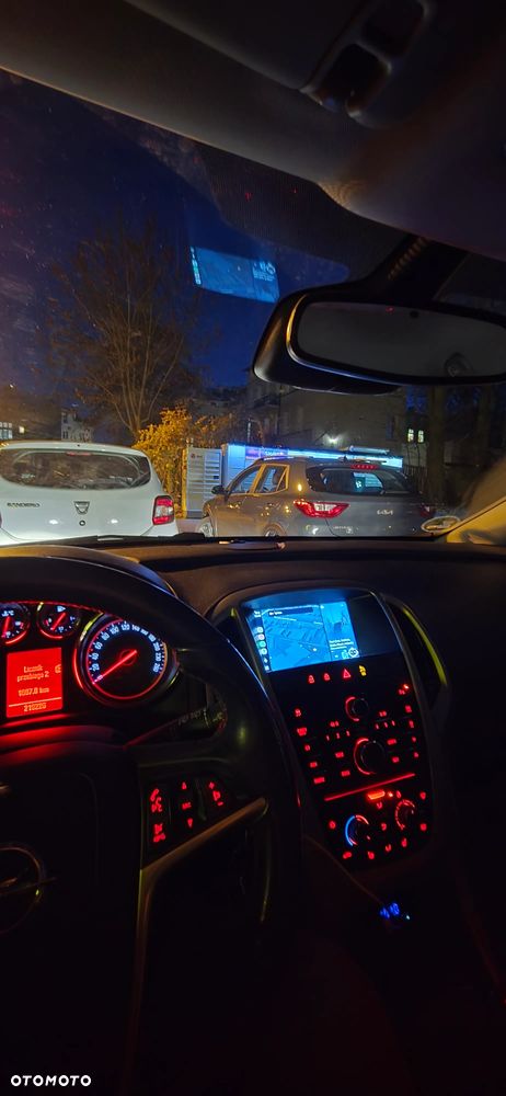 Opel Astra 1.4 Turbo - 14