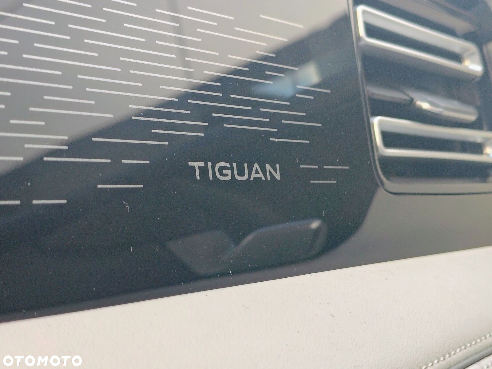 Volkswagen Tiguan - 35