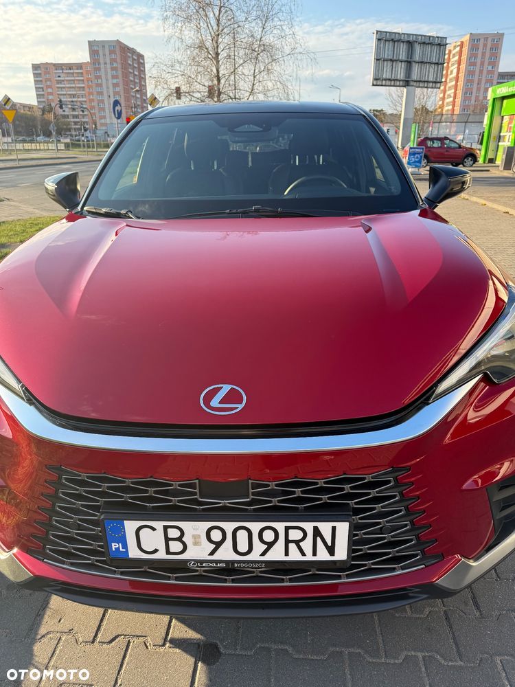 Lexus LBX 1.5 Hybrid Emotion - 1