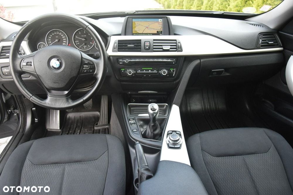BMW 3GT - 30