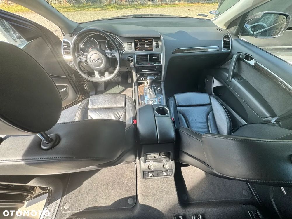 Audi Q7 - 7
