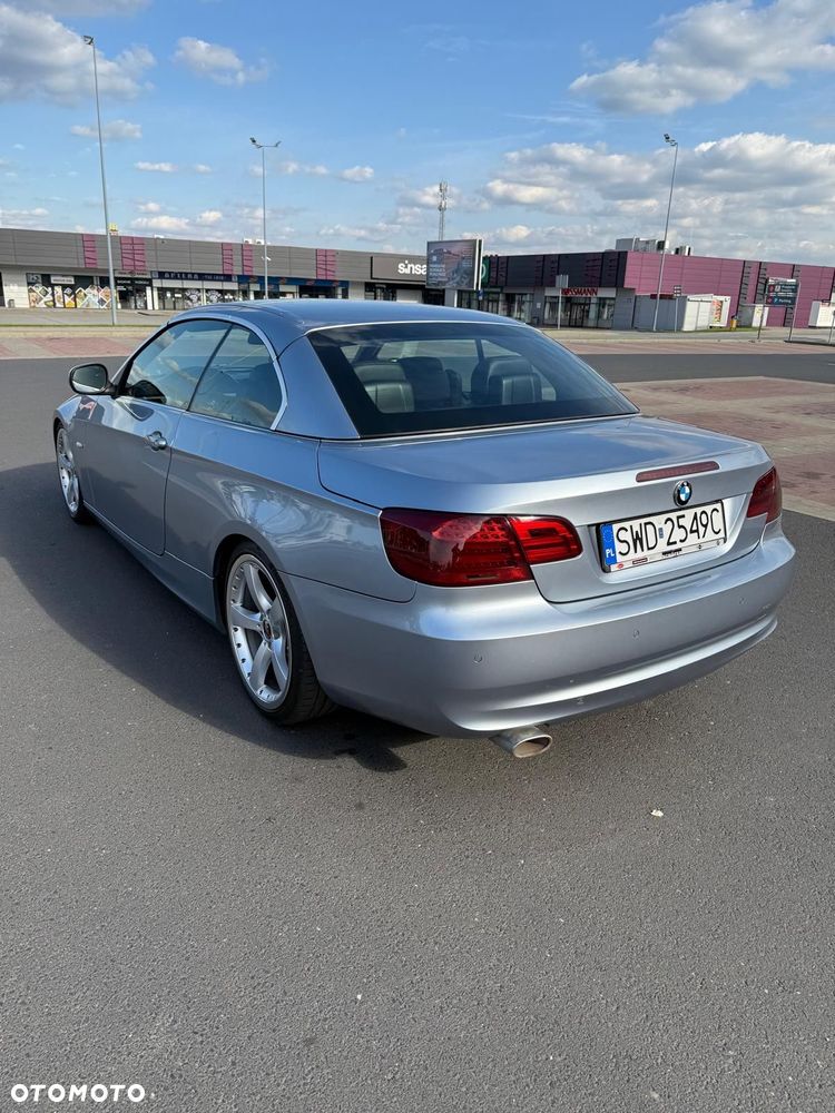 BMW Seria 3 320d - 8