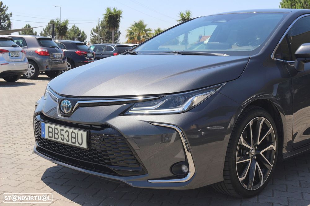 Toyota Corolla SD 1.8 Hybrid Luxury - 14