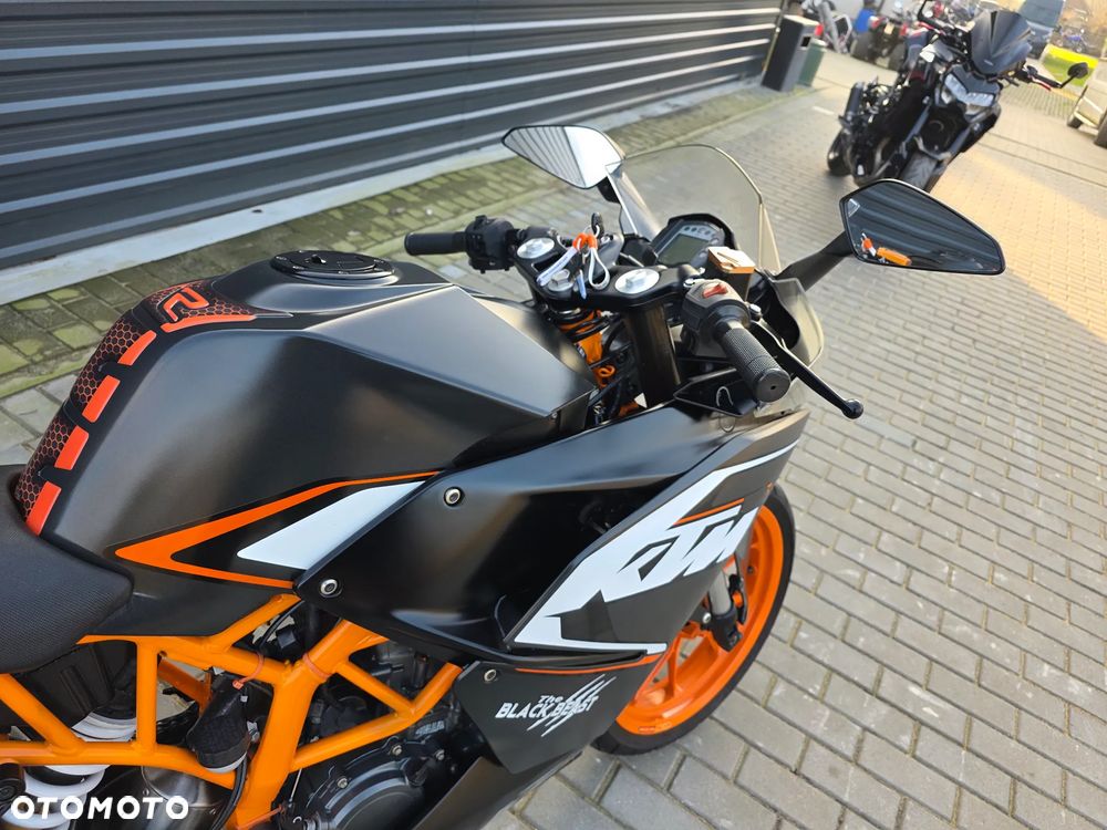 KTM RC 125 - 23