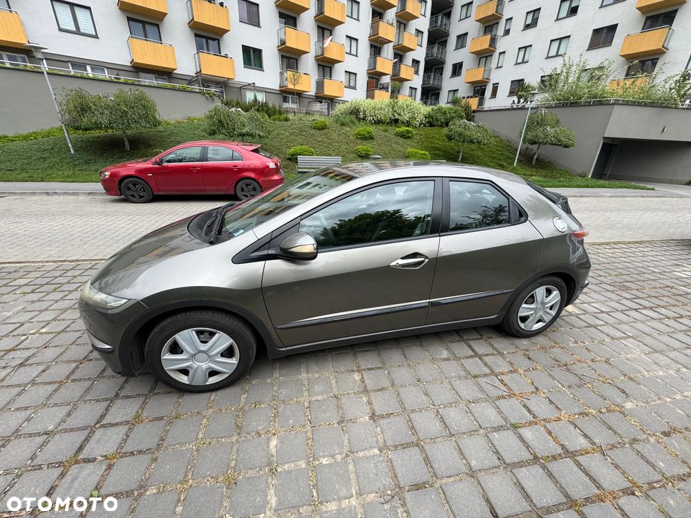 Honda Civic 1.4 Comfort - 9