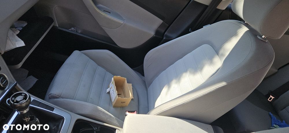 VOLKSWAGEN PASSAT B6 05-09 2.0 FSI BLR - RADIO RADIOODTWARZACZ - 19