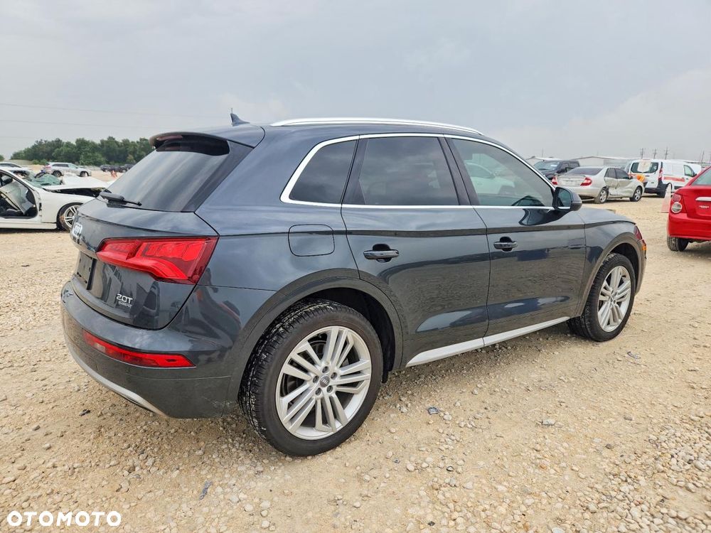 Audi Q5 2.0 TFSI Quattro Sport S tronic - 4