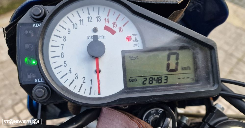 Suzuki GSX-R 750 - 7