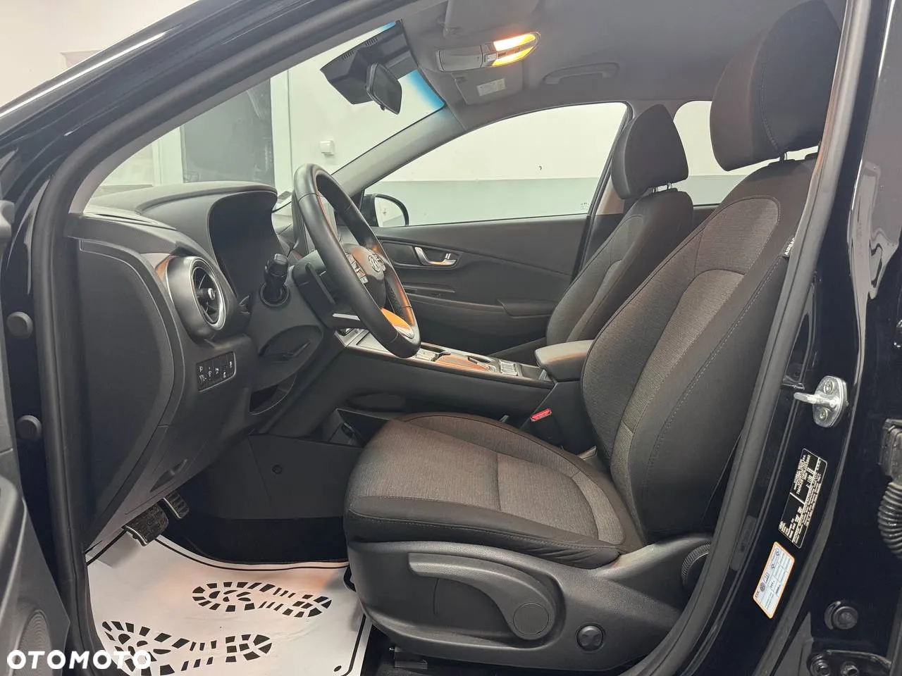 Hyundai Kona EV - 12