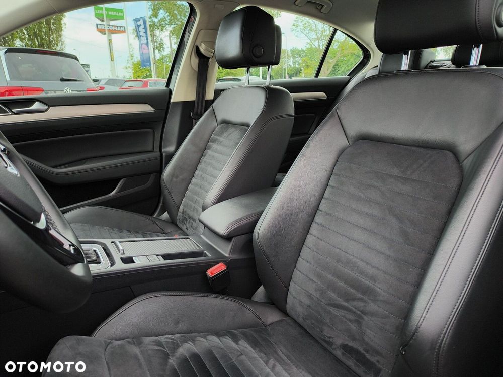 Volkswagen Passat 2.0 TDI BMT Highline DSG - 11