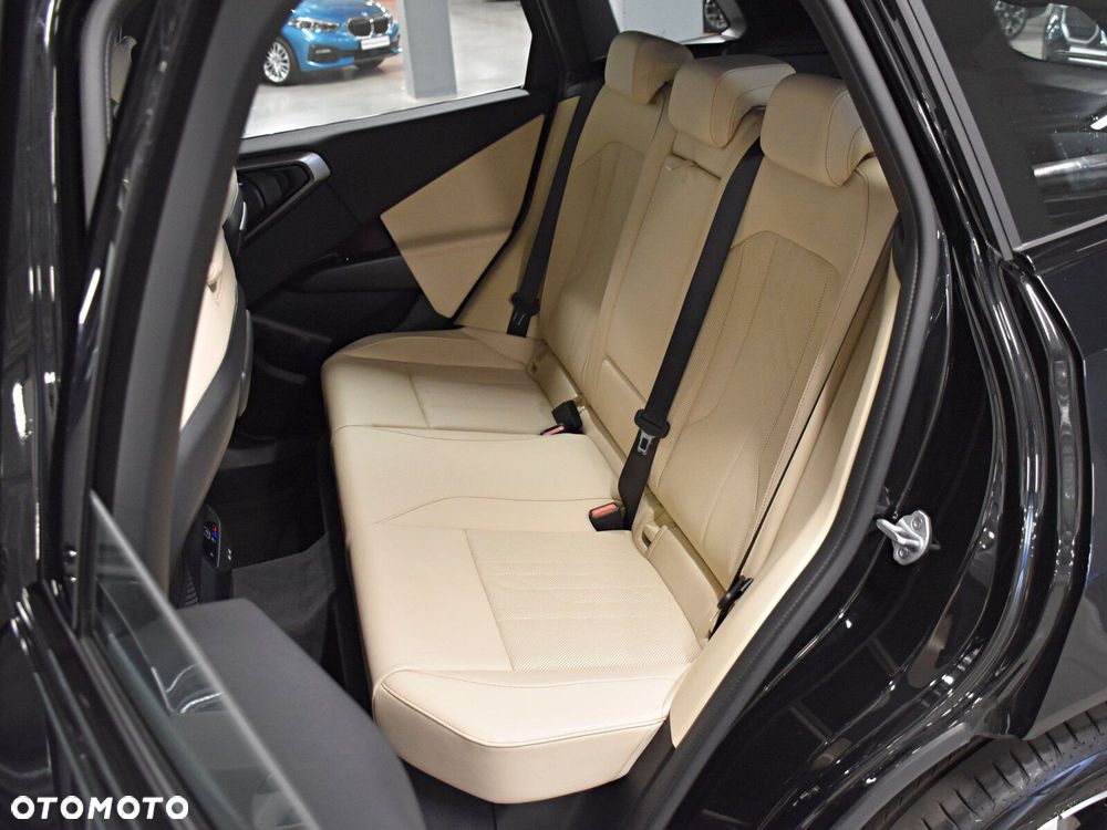BMW X3 xDrive20d mHEV - 16