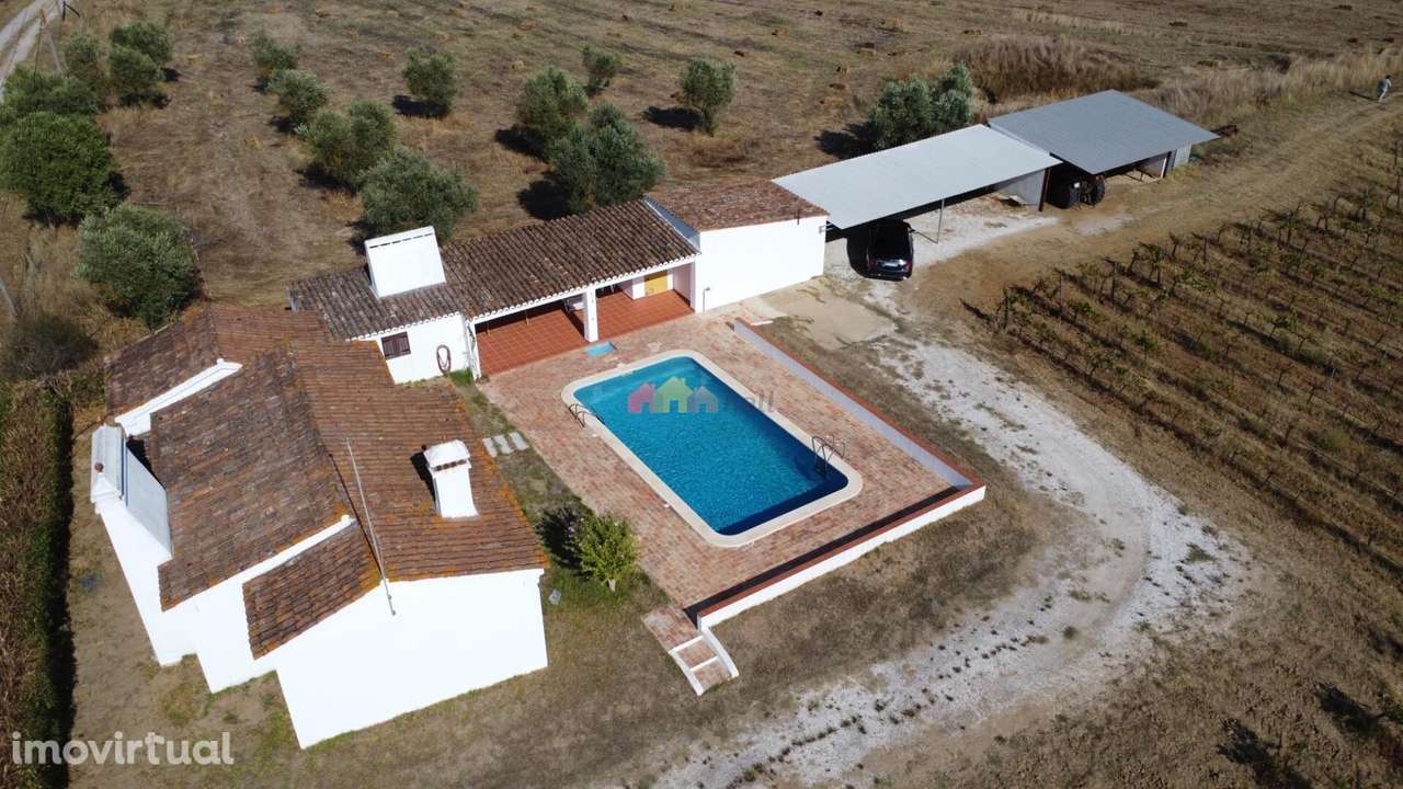 Herdade Encantadora em Santa Suzana - O Refúgio Perfeito no Alentejo! - Grande imagem: 2/33