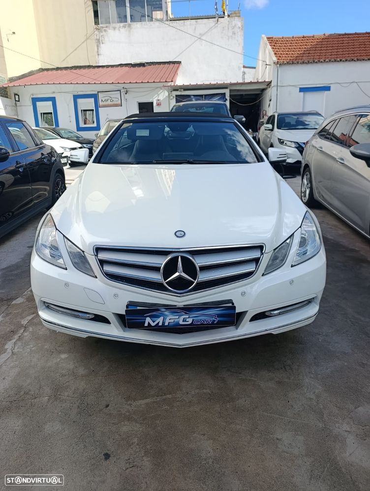 Mercedes-Benz E 220 CDI DPF BlueEFFICIENCY Avantgarde - 1