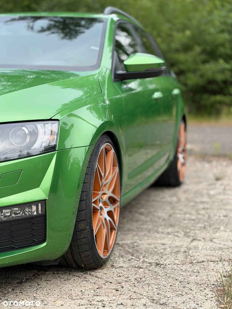 Skoda Octavia 2.0 TDI RS - 19