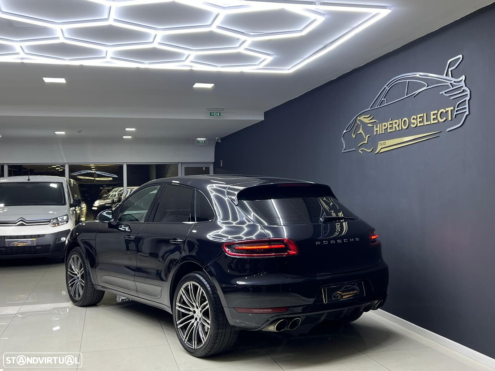 Porsche Macan S - 29