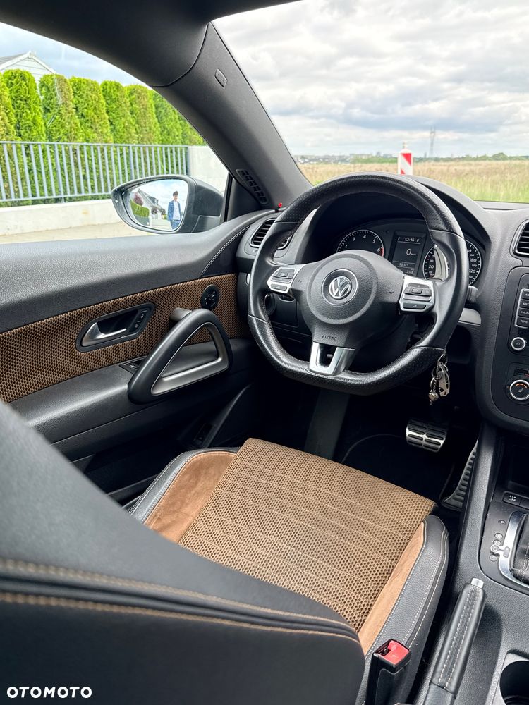 Volkswagen Scirocco 1.4 TSI DSG - 25