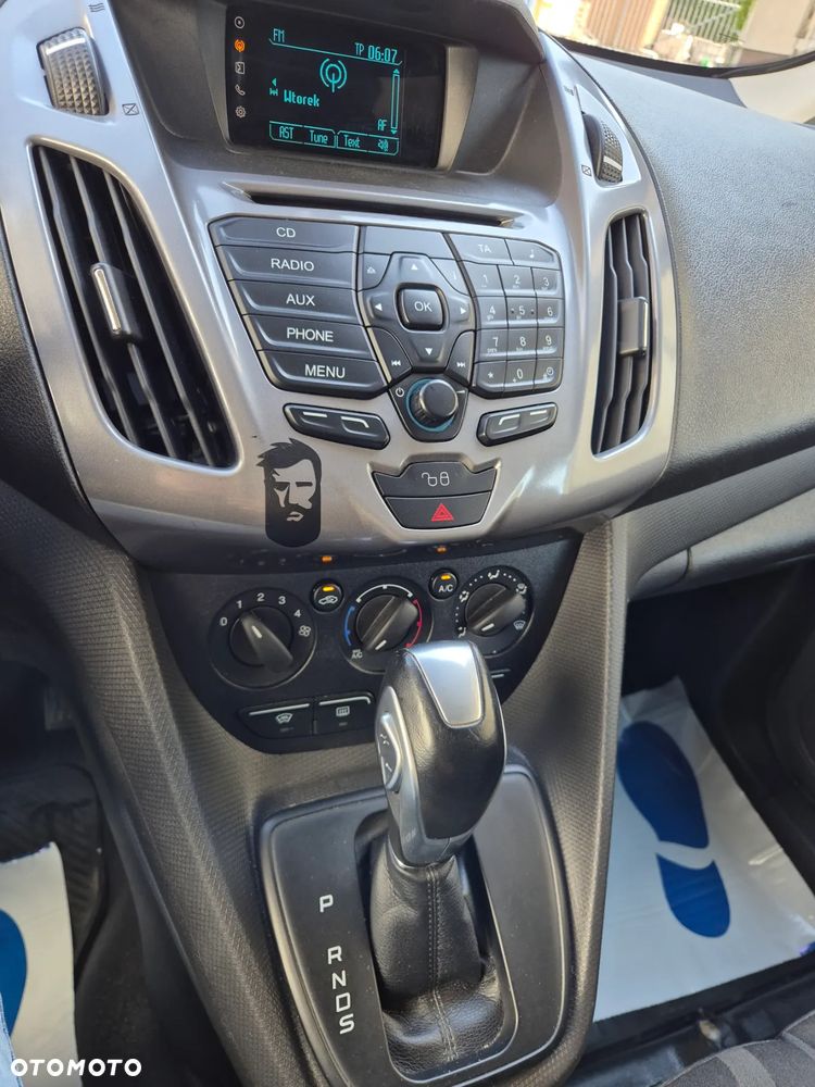 Ford Transit Connect - 16